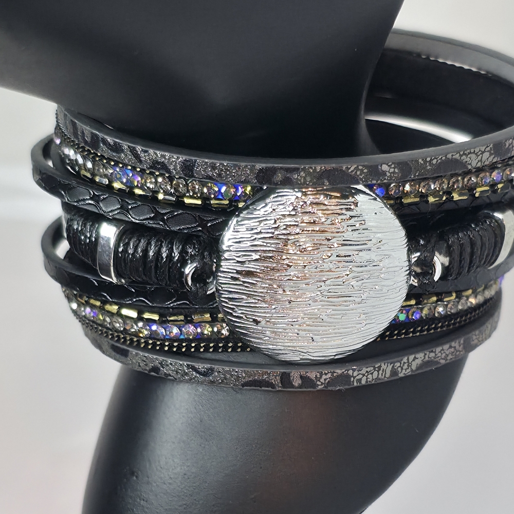 SAACHI Black and Silver Multi-Layer Bracelet